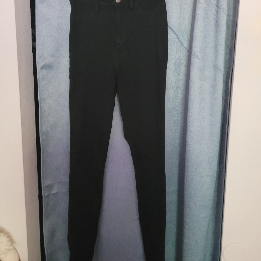 Black skinny jeans